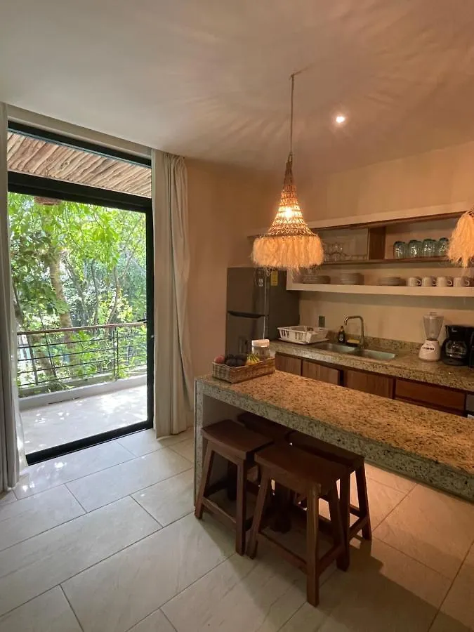 Jungle View 2Bed 2Bath Condo/ Wi-Fi/ Pool/ Gym Tulum Appartamento