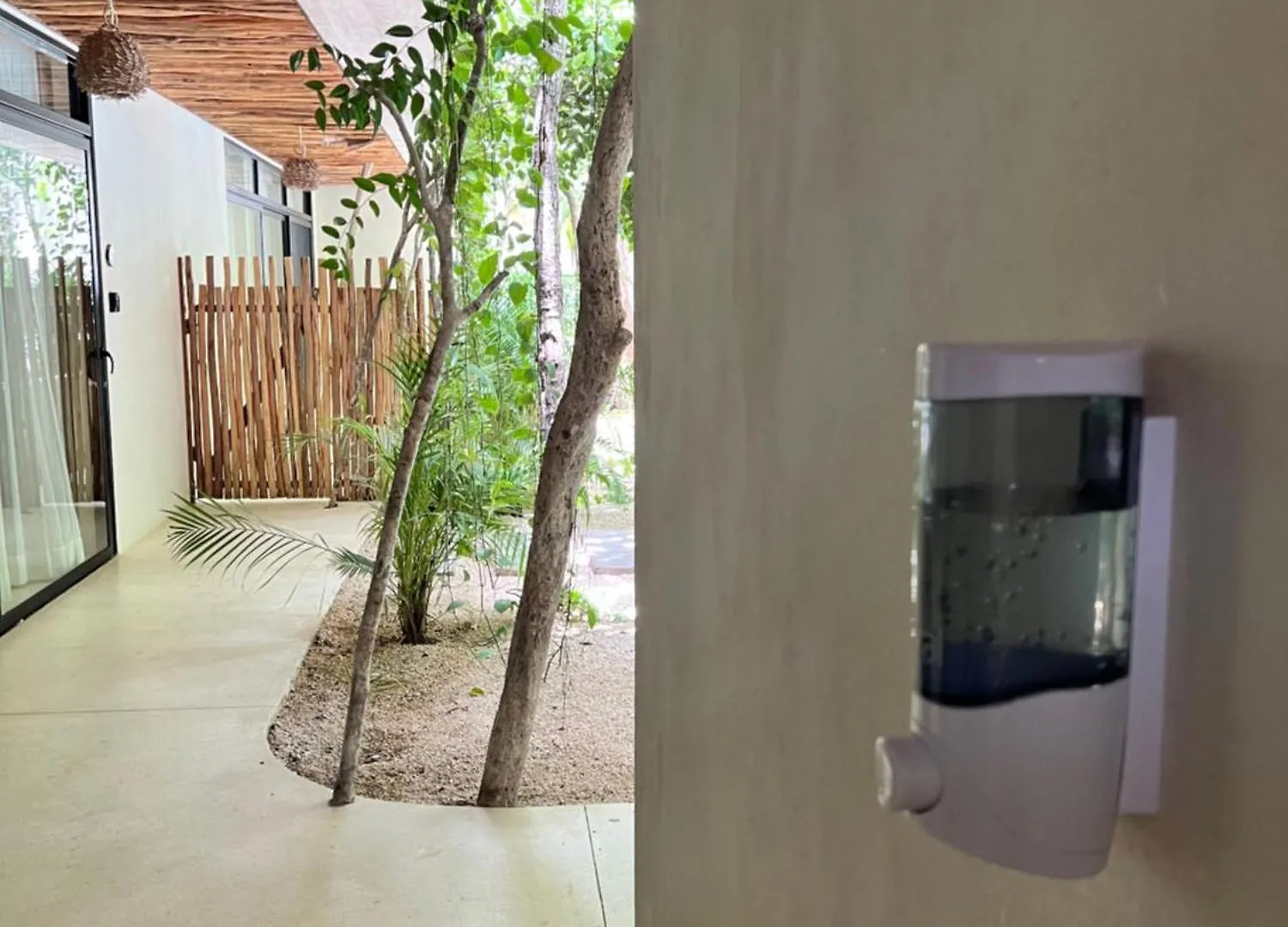 Jungle View 2Bed 2Bath Condo/ Wi-Fi/ Pool/ Gym Тулум 0*,  Мексика